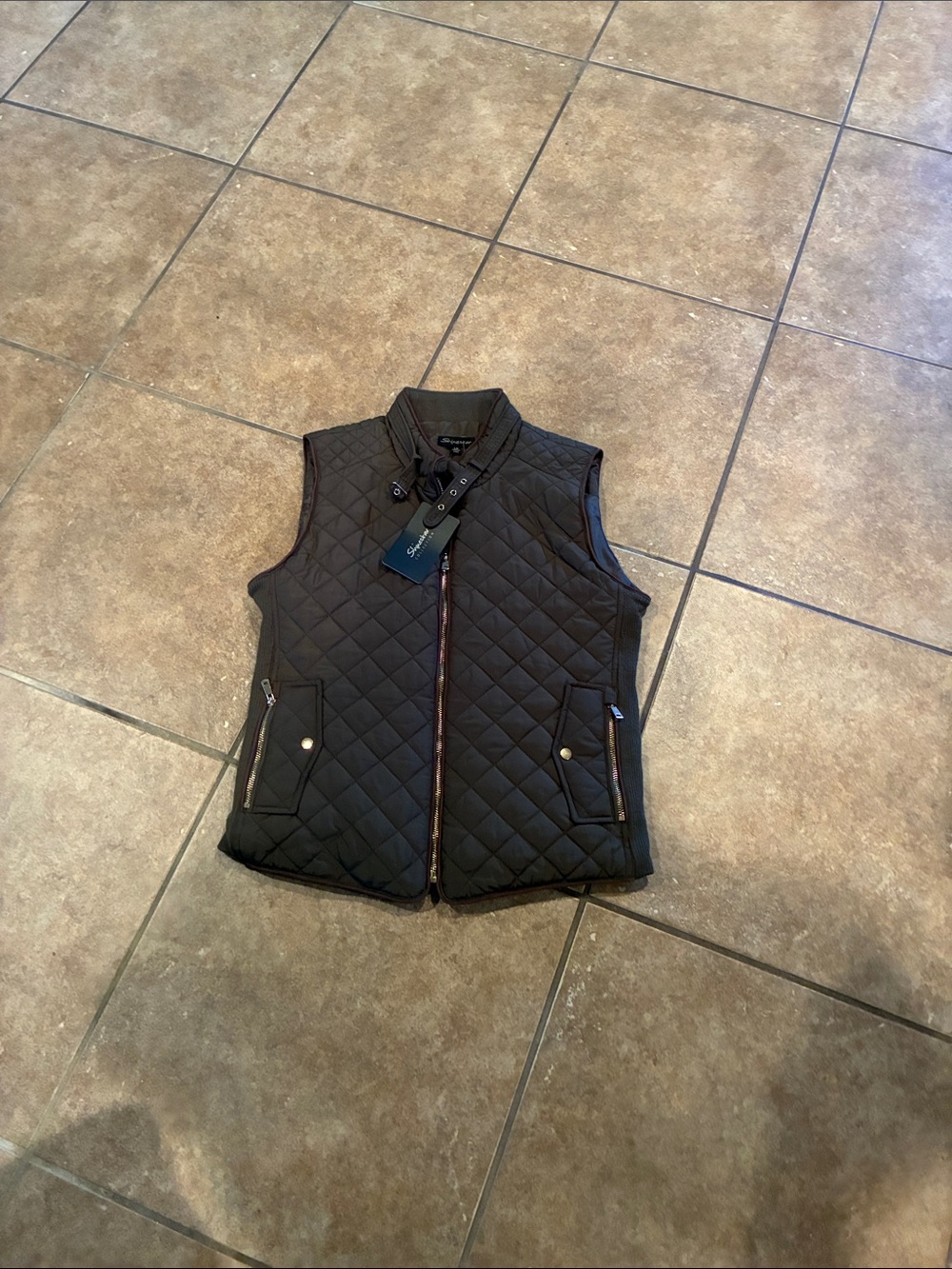 Quilted Sleeveless Puffer Vest -